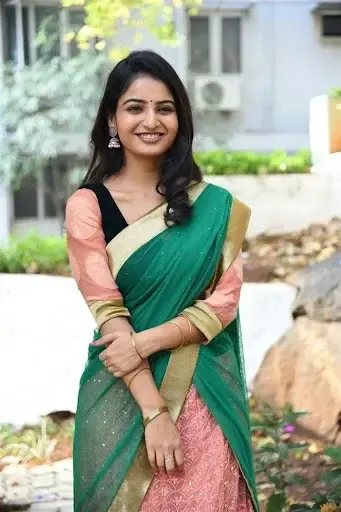 SOUTH INDIAN ACTRESS ANANYA NAGALLA IN GREEN SAREE 2